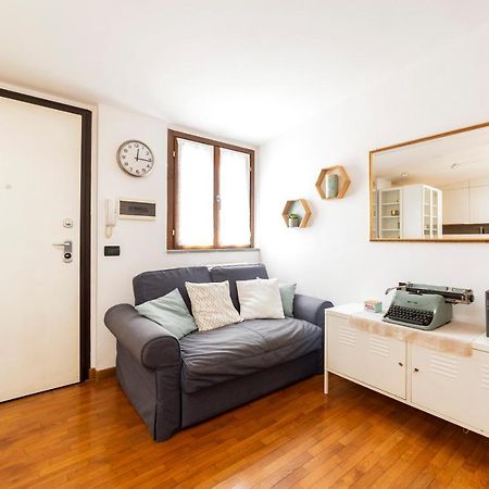 Porta Genova Balcony Apartment Milano Esterno foto